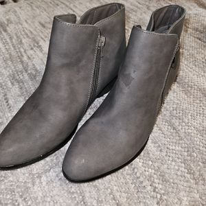 Like New Union Bay Zip Up Ankle Booties